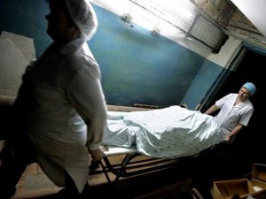Старушка жила с трупами сестёр Старушка жила с трупами сестёр